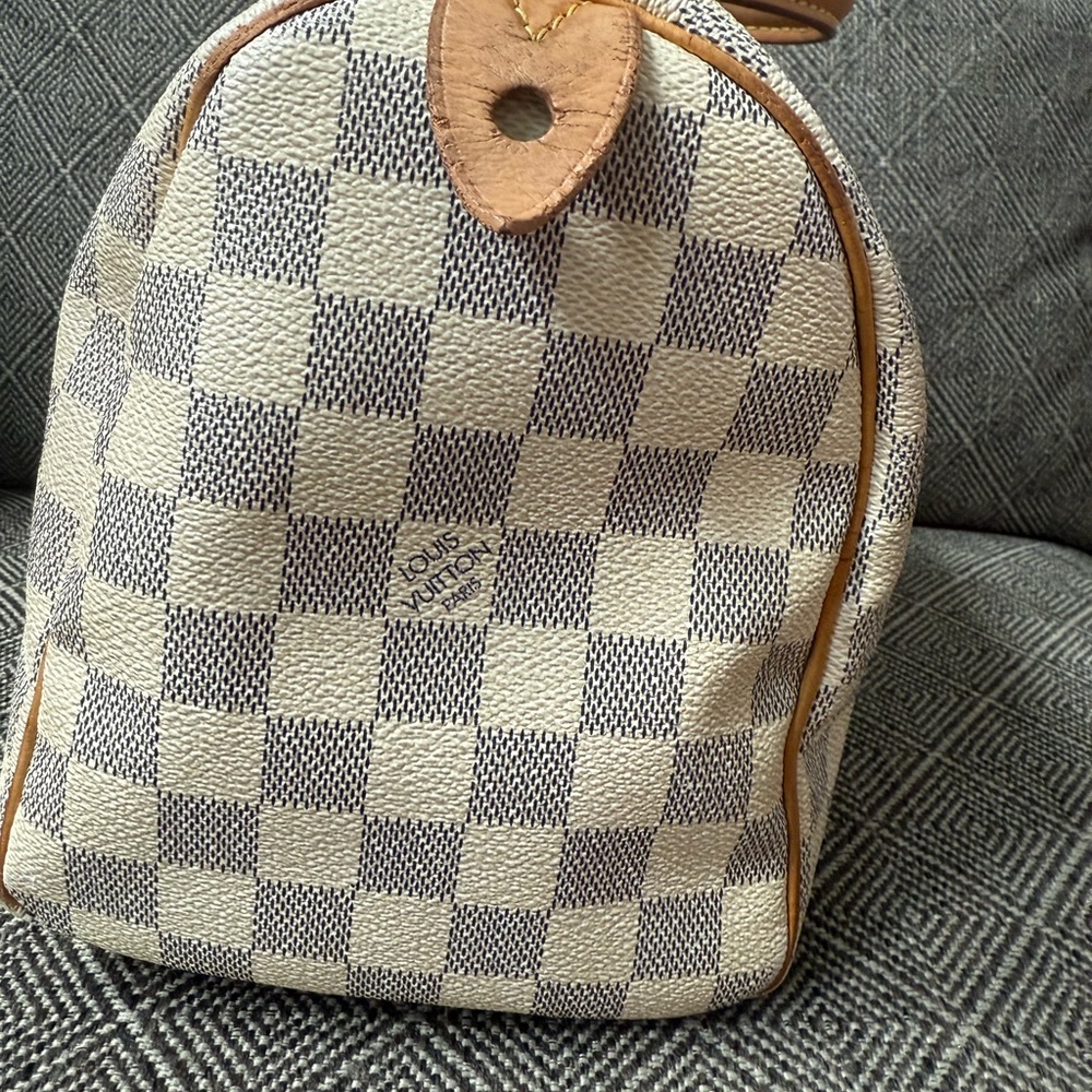Louis Vuitton custom painted Speedy 25 Damier Azur with pink accents - Picture 4 of 16